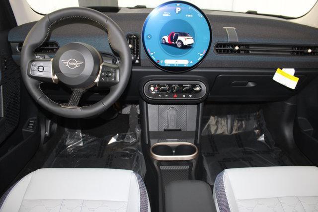 new 2025 MINI Hardtop car, priced at $33,945