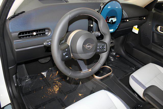 new 2025 MINI Hardtop car, priced at $33,945