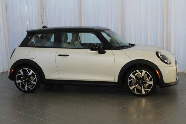 new 2025 MINI Hardtop car, priced at $37,295