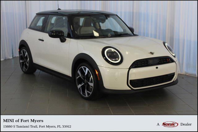 new 2025 MINI Hardtop car, priced at $37,295