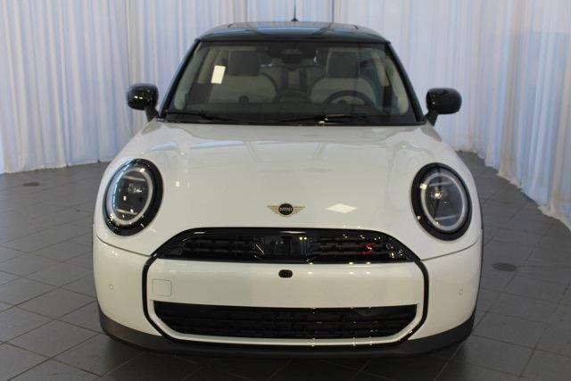 new 2025 MINI Hardtop car, priced at $37,295