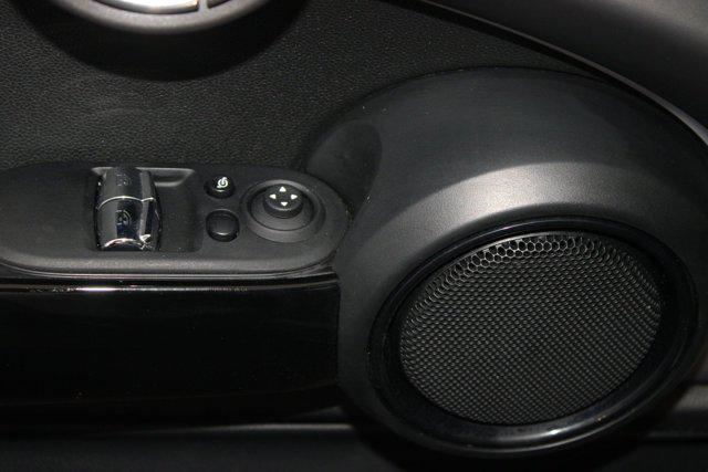 used 2023 MINI Hardtop car, priced at $20,999