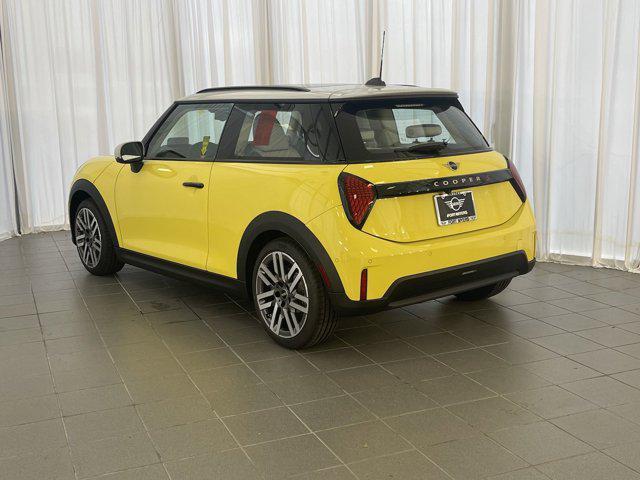 new 2025 MINI Hardtop car, priced at $37,550