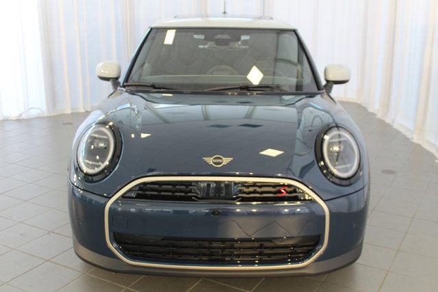 new 2025 MINI Hardtop car, priced at $38,295