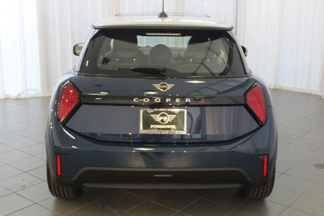 new 2025 MINI Hardtop car, priced at $38,295