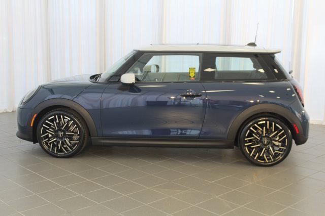 new 2025 MINI Hardtop car, priced at $38,295