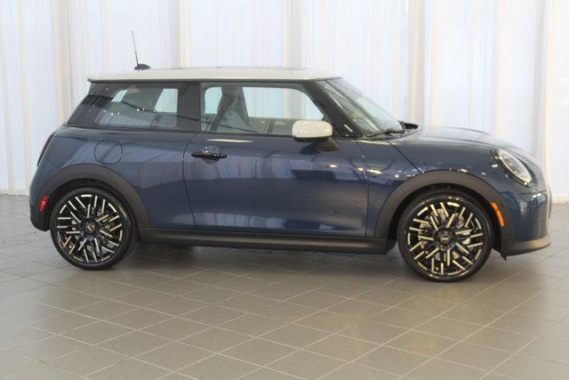 new 2025 MINI Hardtop car, priced at $38,295