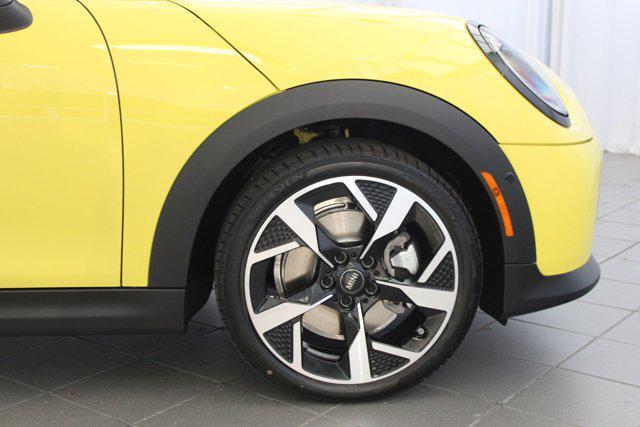 new 2026 MINI Hardtop car, priced at $40,325