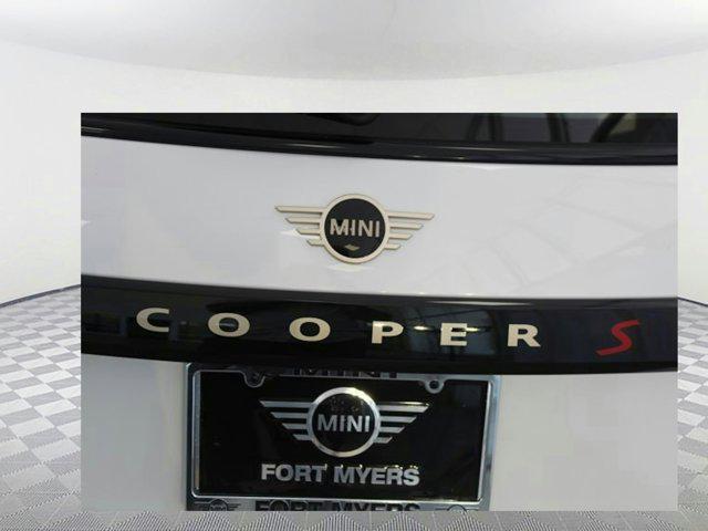 new 2025 MINI Hardtop car, priced at $32,544