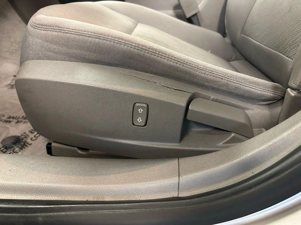 used 2013 Chevrolet Malibu car, priced at $8,995