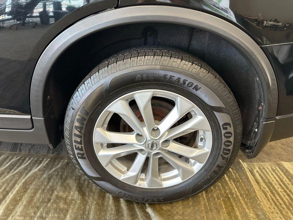 used 2015 Nissan Rogue car, priced at $12,995