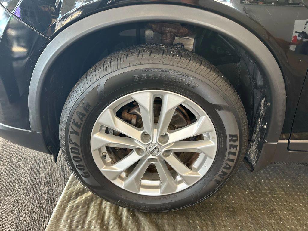 used 2015 Nissan Rogue car, priced at $12,995