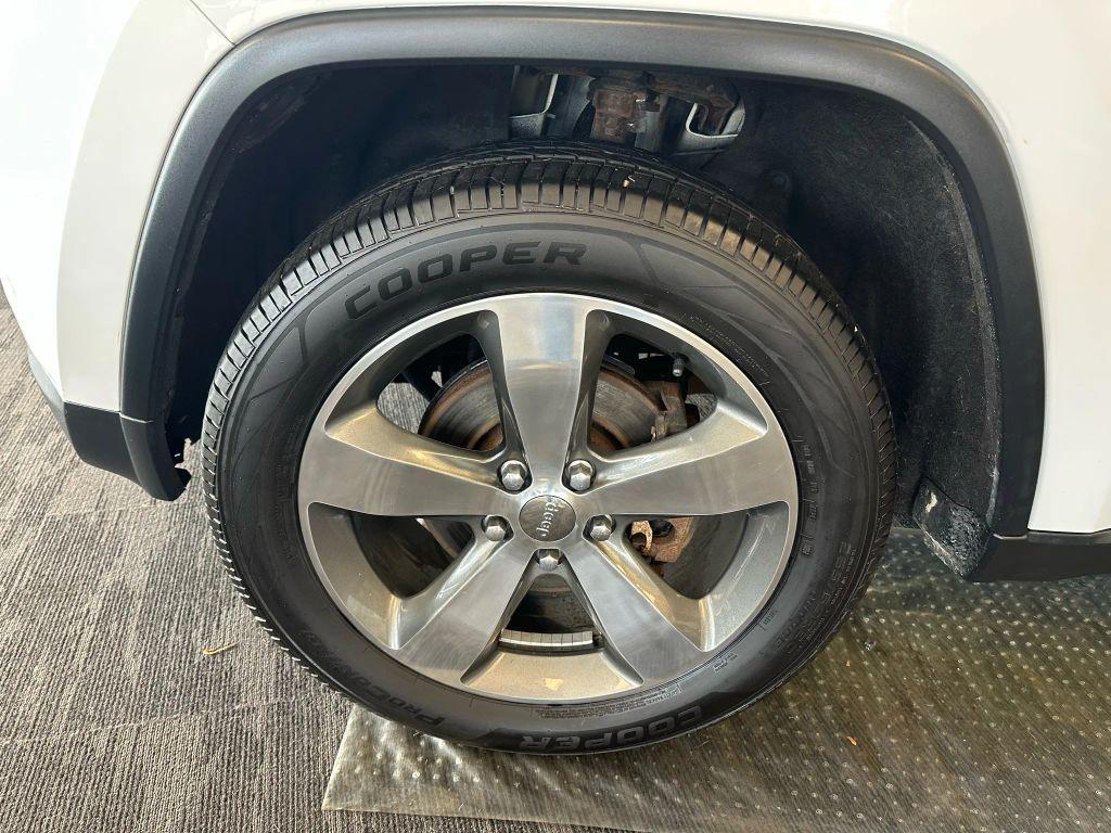 used 2014 Jeep Grand Cherokee car, priced at $10,950