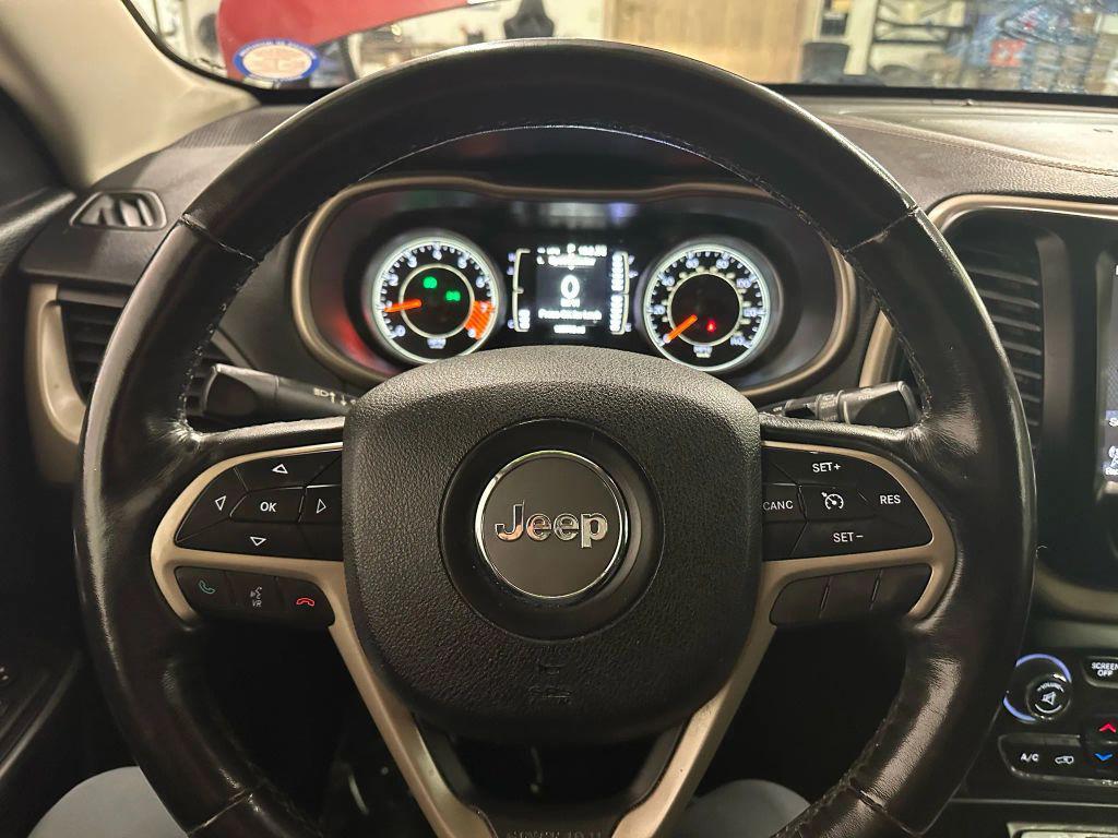 used 2015 Jeep Cherokee car, priced at $9,995