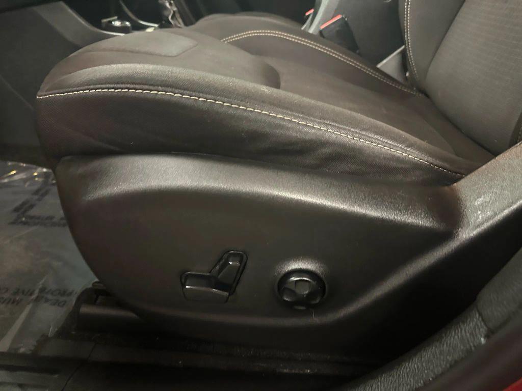 used 2015 Jeep Cherokee car, priced at $9,995