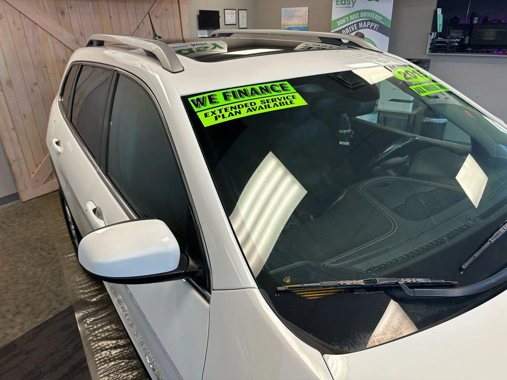 used 2015 Jeep Cherokee car, priced at $11,900
