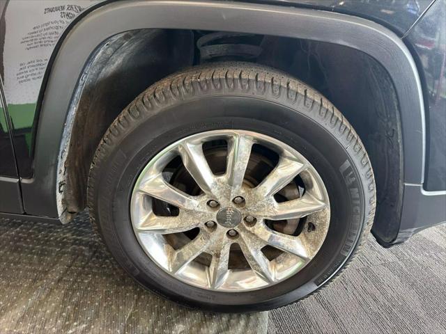 used 2014 Jeep Cherokee car, priced at $10,900