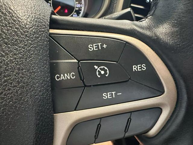 used 2014 Jeep Cherokee car, priced at $10,900