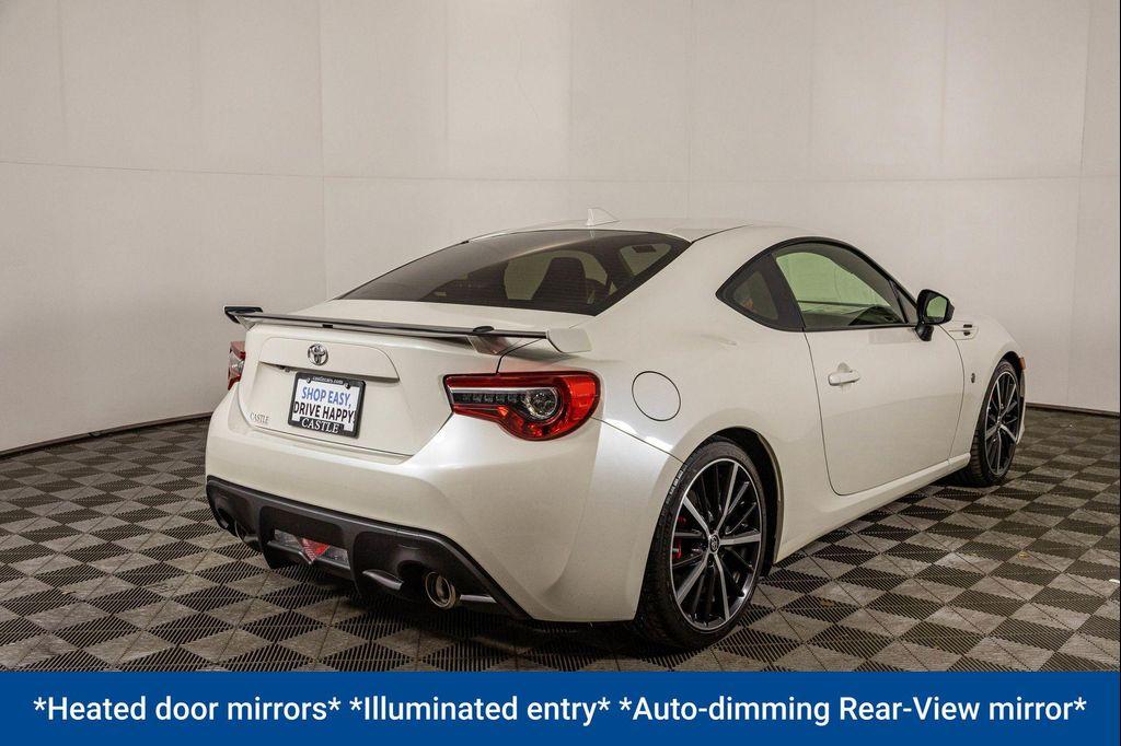 used 2020 Toyota 86 car, priced at $26,777