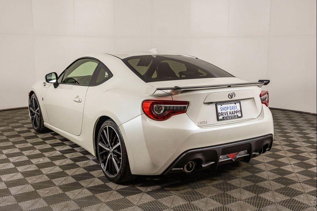 used 2020 Toyota 86 car, priced at $26,777