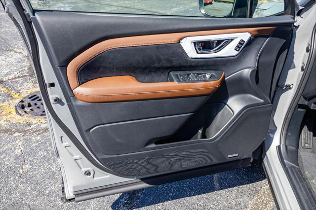 new 2025 Subaru Forester car, priced at $40,881