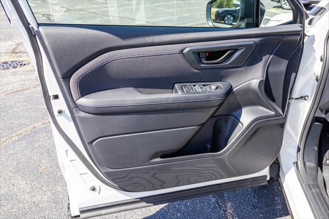 new 2025 Subaru Forester car, priced at $33,185