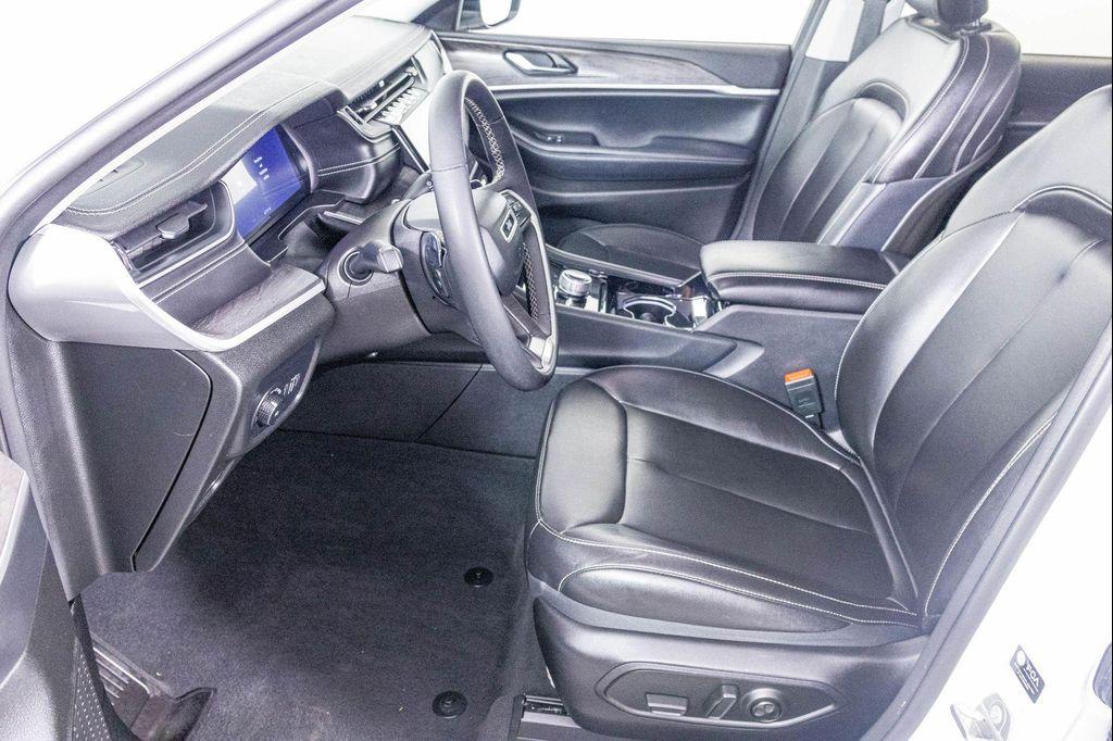 used 2023 Jeep Grand Cherokee car, priced at $29,677