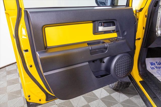 used 2007 Toyota FJ Cruiser car, priced at $13,977