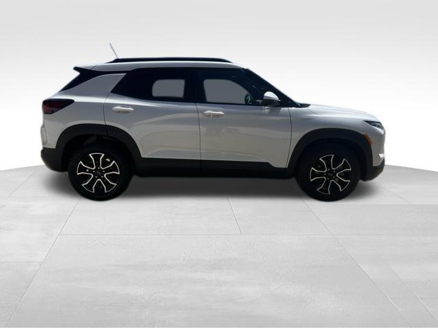 new 2025 Chevrolet Blazer EV car, priced at $45,710
