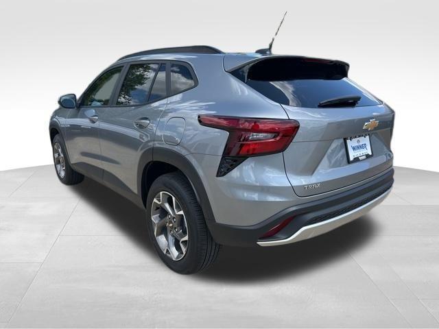 new 2025 Chevrolet Trax car, priced at $23,775
