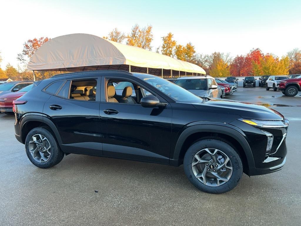 new 2025 Chevrolet Trax car, priced at $24,135