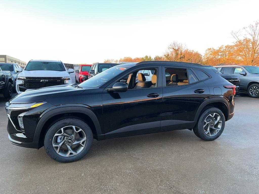 new 2025 Chevrolet Trax car, priced at $24,135