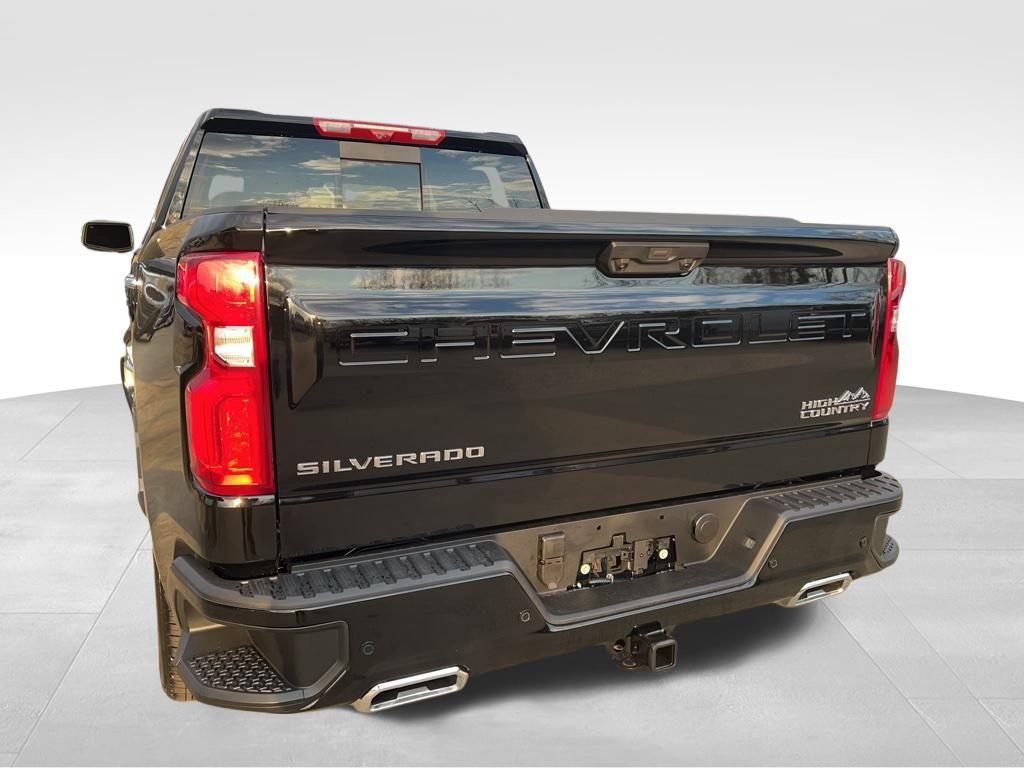 new 2025 Chevrolet Silverado 1500 car, priced at $69,495