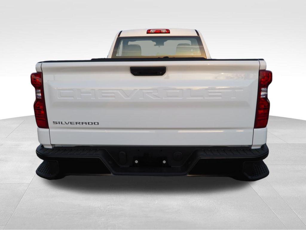 new 2025 Chevrolet Silverado 1500 car, priced at $38,205