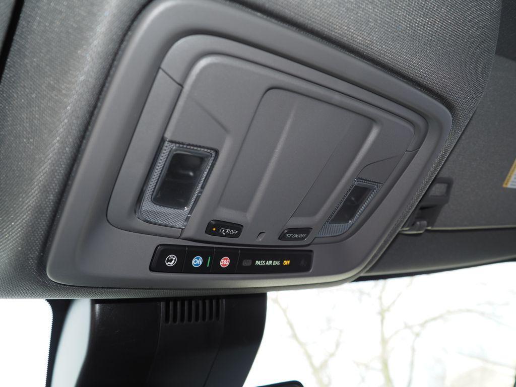 new 2025 Chevrolet Silverado 1500 car, priced at $38,205