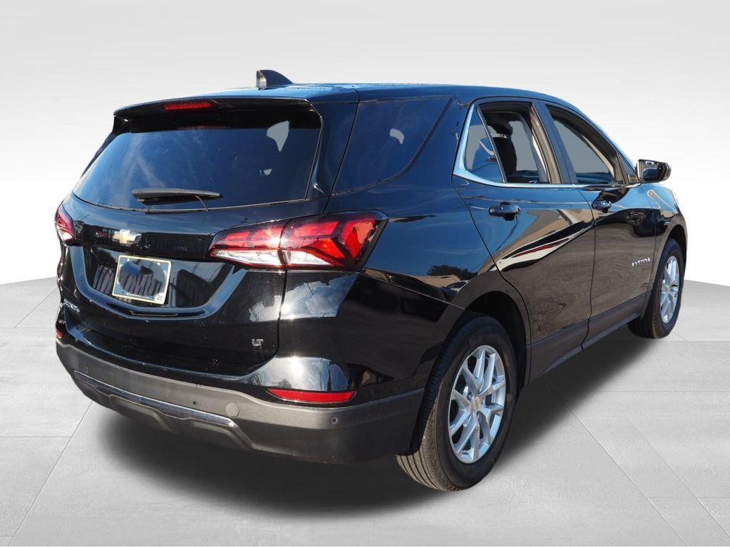 used 2022 Chevrolet Equinox car, priced at $23,074