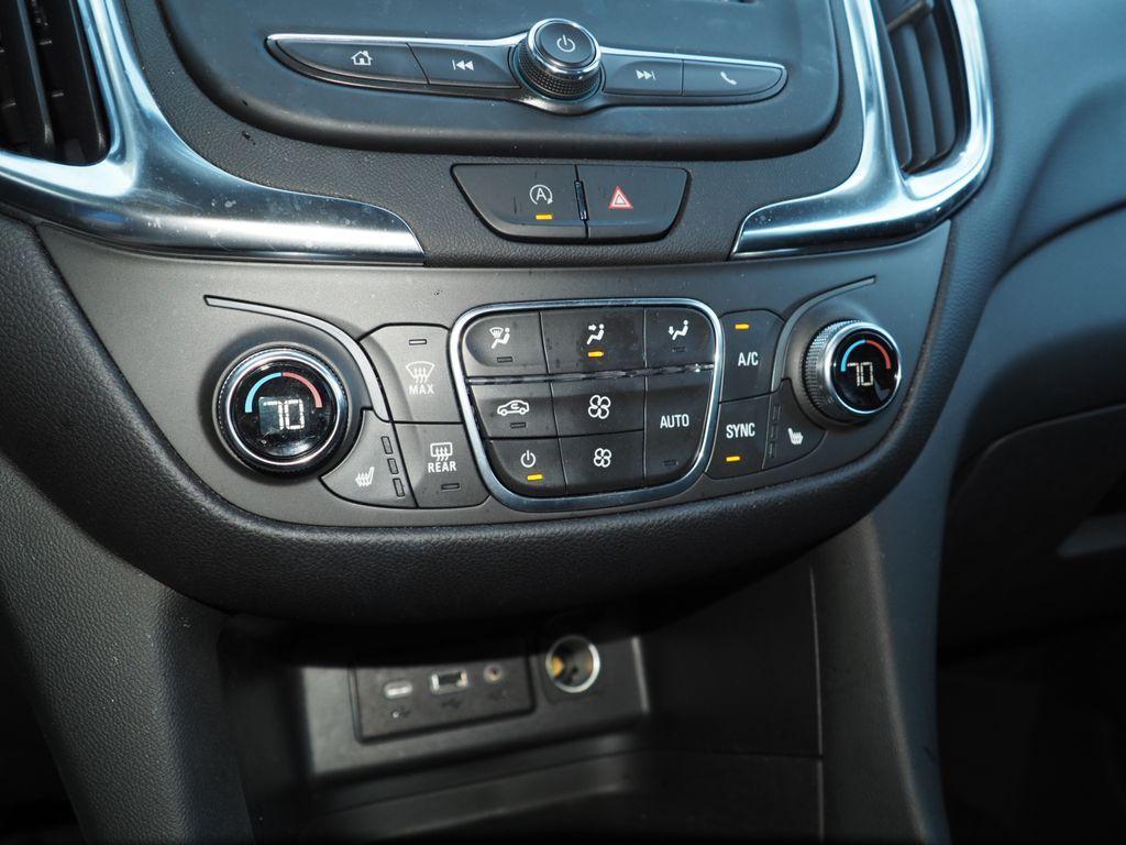 used 2022 Chevrolet Equinox car, priced at $23,074