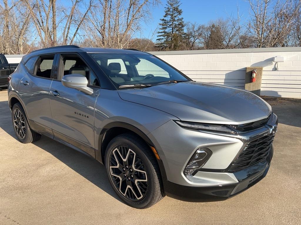 new 2025 Chevrolet Blazer car, priced at $47,615