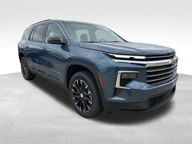 new 2025 Chevrolet Traverse car, priced at $47,835