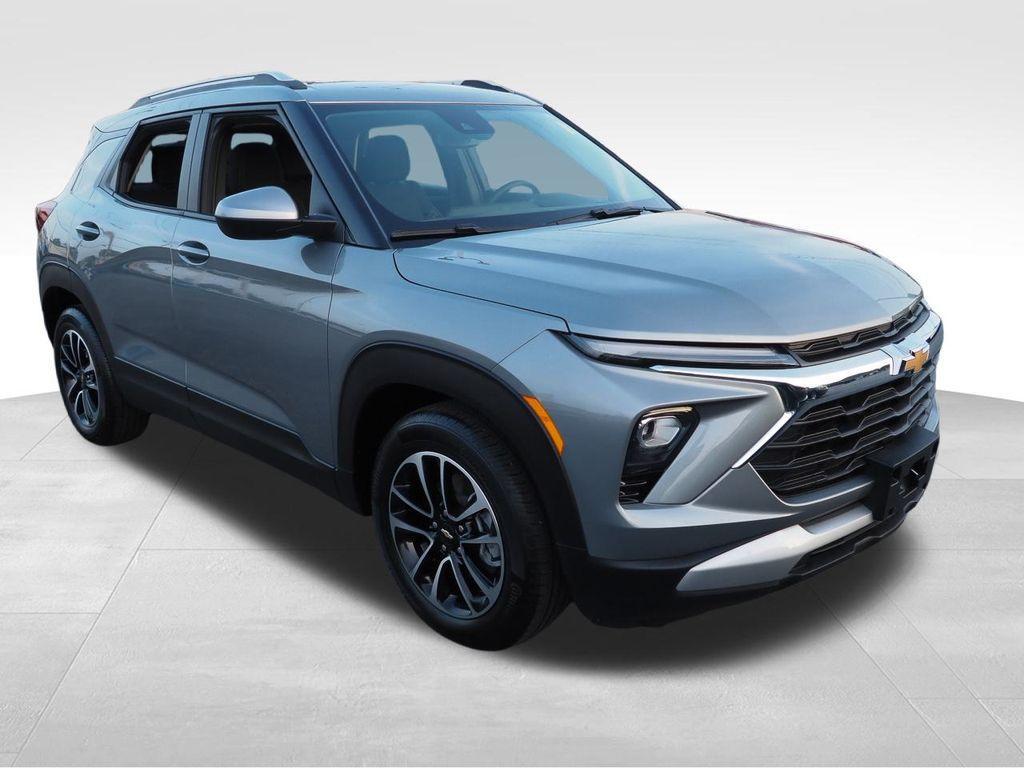 used 2024 Chevrolet TrailBlazer car, priced at $24,931