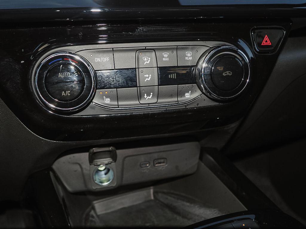used 2025 Chevrolet Trax car, priced at $25,277