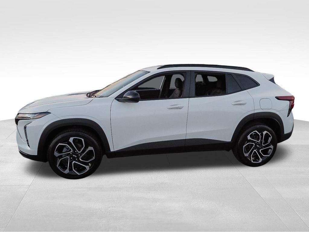 used 2025 Chevrolet Trax car, priced at $25,277