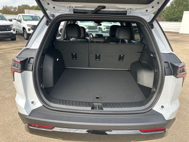 new 2026 Chevrolet Equinox car, priced at $34,930