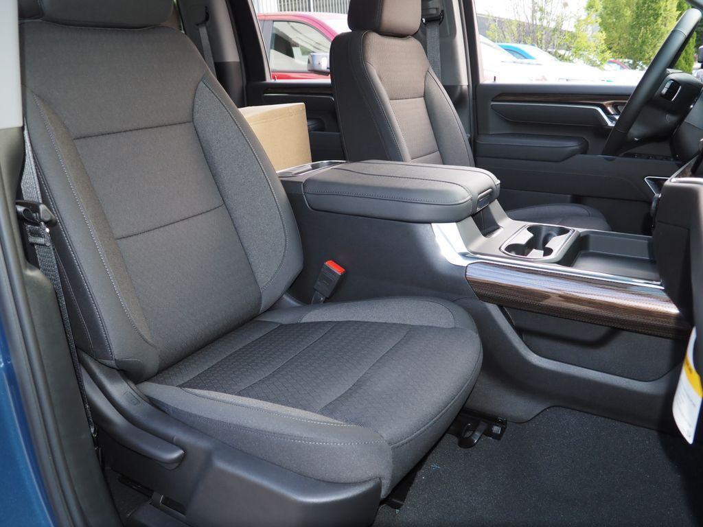 new 2025 Chevrolet Silverado 3500 car, priced at $79,130