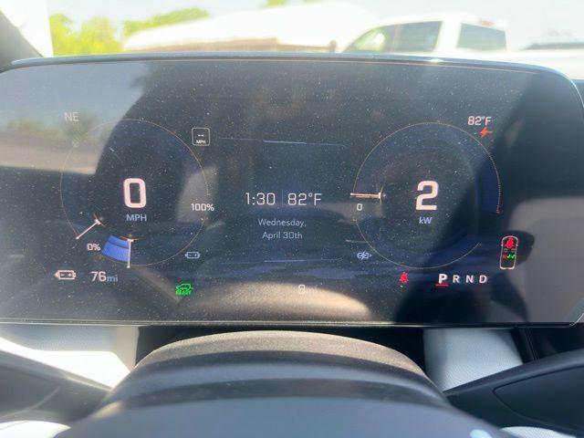new 2025 Chevrolet Equinox EV car, priced at $40,295