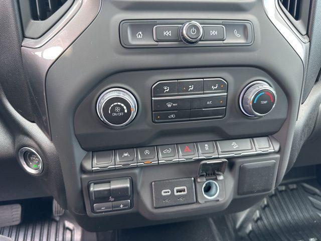 new 2025 Chevrolet Silverado 1500 car, priced at $45,025