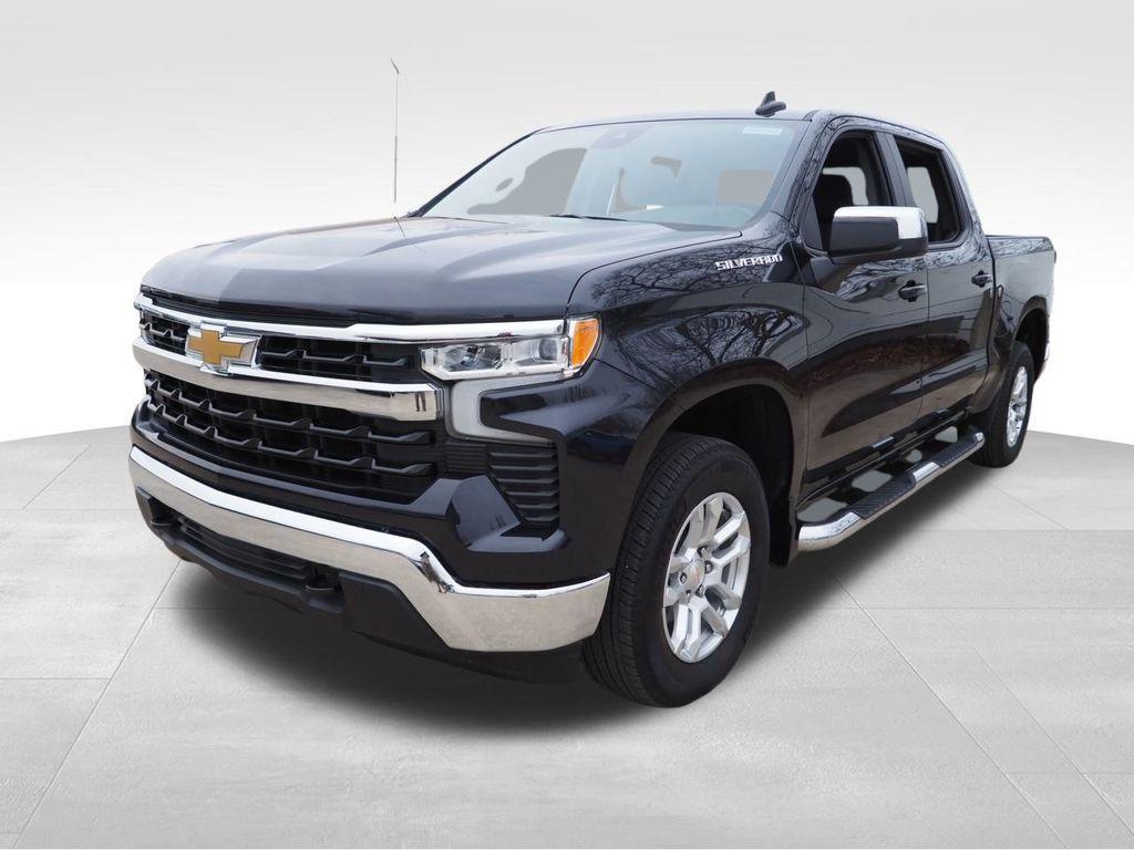 new 2024 Chevrolet Silverado 1500 car, priced at $43,245