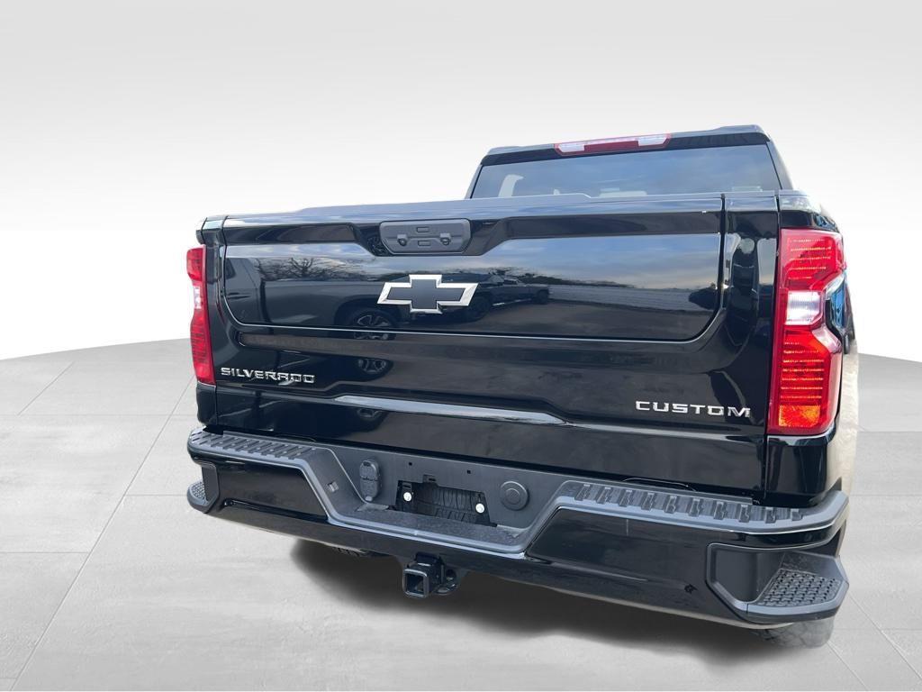 new 2025 Chevrolet Silverado 1500 car, priced at $44,890