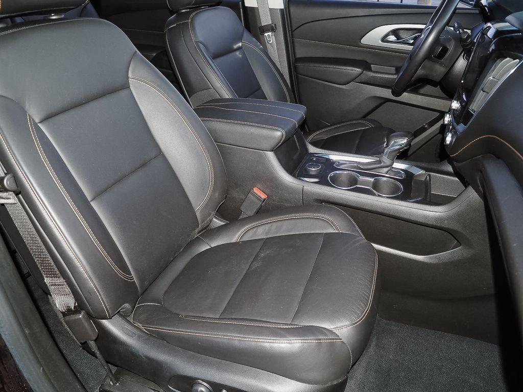 used 2021 Chevrolet Traverse car, priced at $29,232