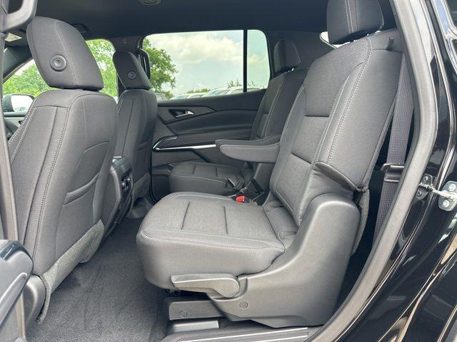 new 2025 Chevrolet Traverse car, priced at $42,650